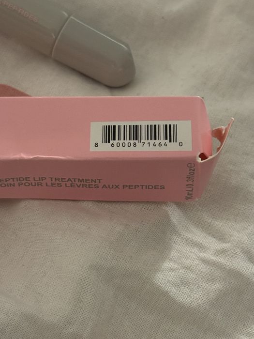 nowy błyszczyk rhode by hailey bieber lip tint błyszczyk