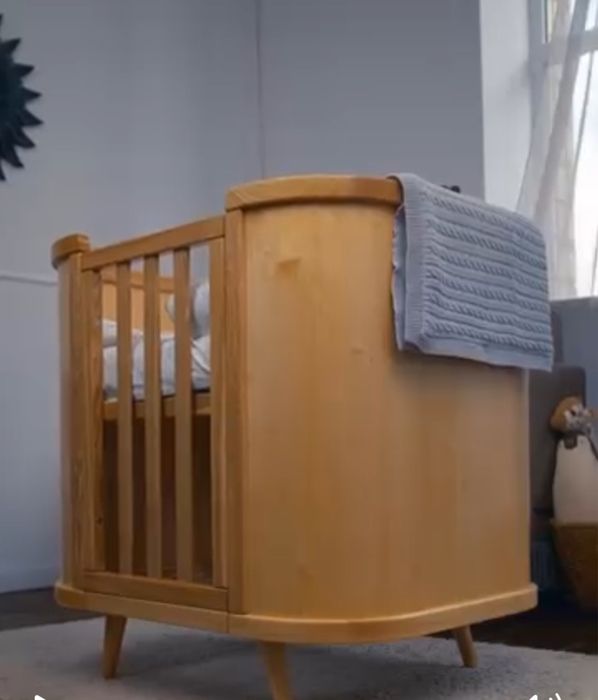 Ліжечко дитяче з маятником в комплекті