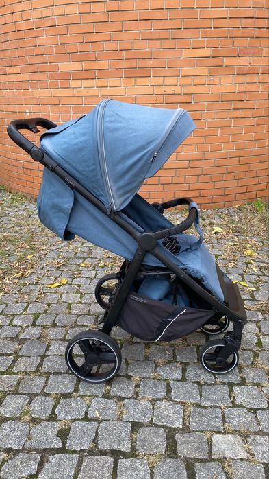 Прогулянковий візок Carrello Bravo(прогулочная коляска camino joy yoya