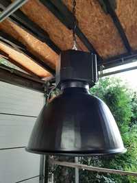 Lampa w stylu industrialnhl LOFT