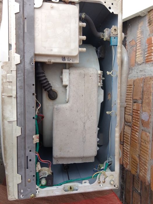 Продам стиральную машину Samsung fuzzy S821