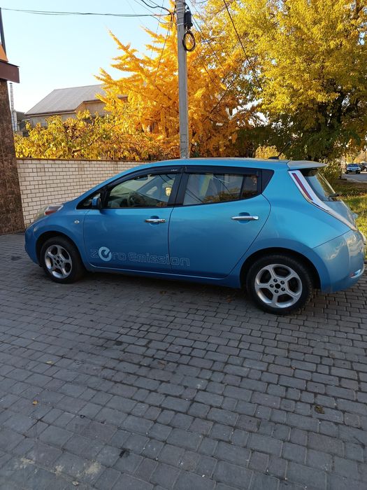 Nissan leaf 2011 Ниссан лиф