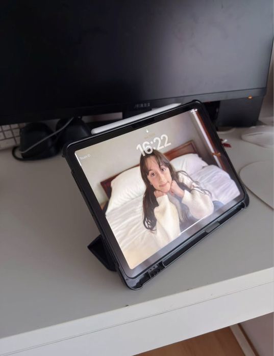 Ipad Air M2 11” (256GB) + Apple Pencil pro + acessórios (garantia)