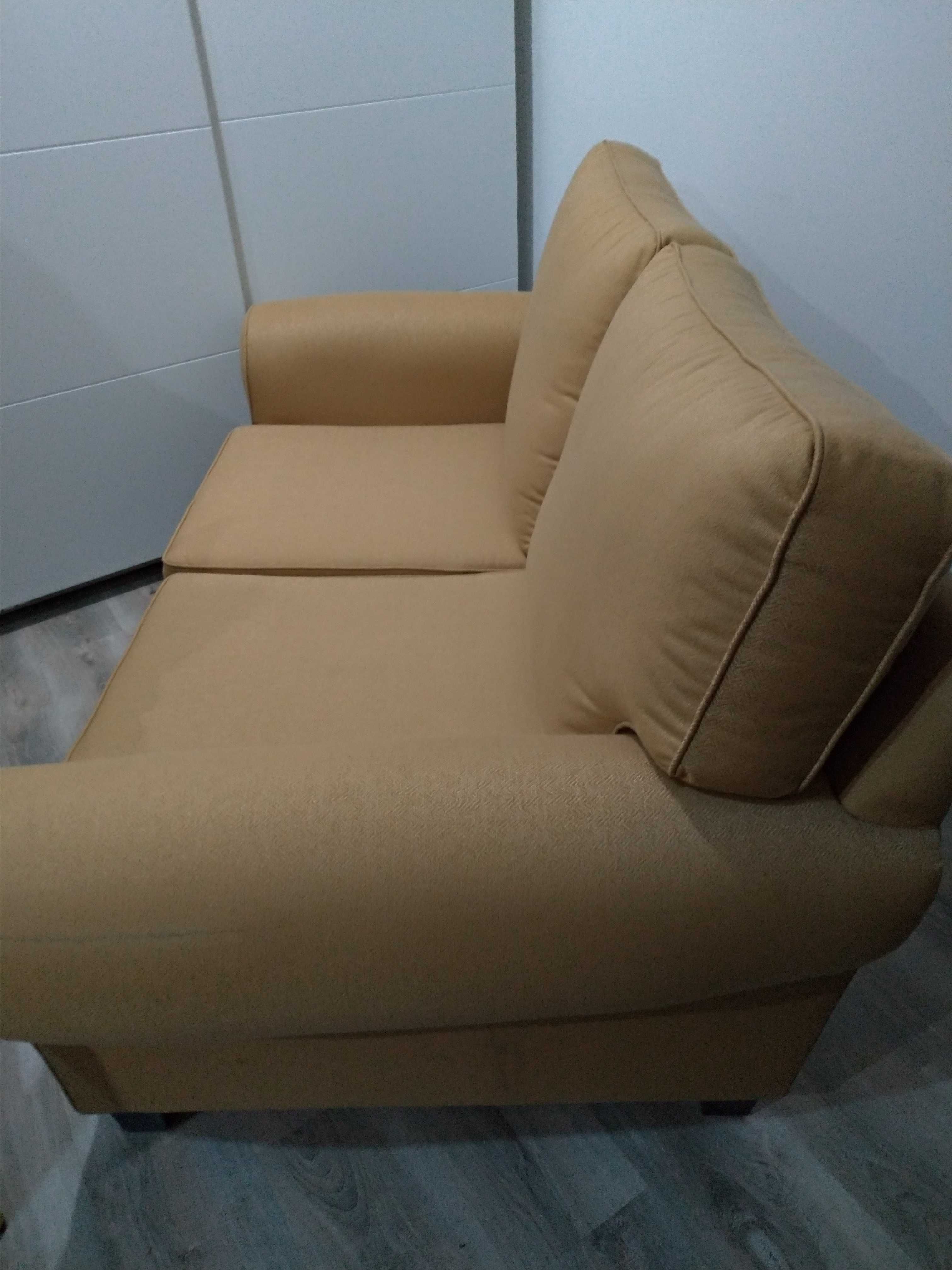 Sofa 2 lugares (COMO NOVO!) - tecido cor mostarda, material nobre!