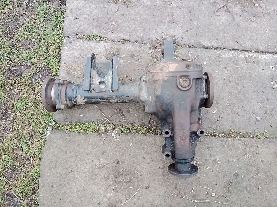 Передній міст Нісан Терано 2