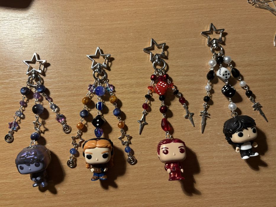 Stranger things/дивні дива/kinder/fanko pop