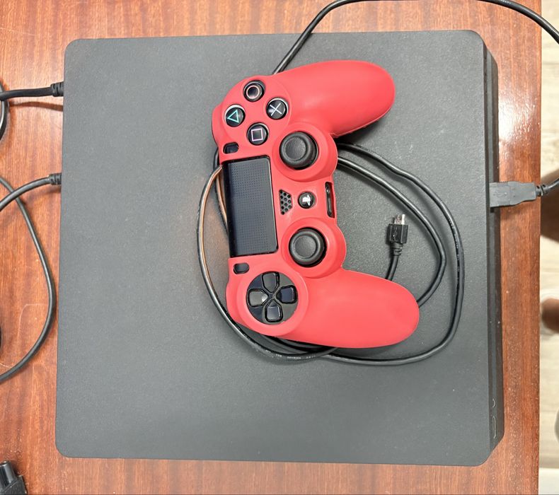 PlayStation 4 slim