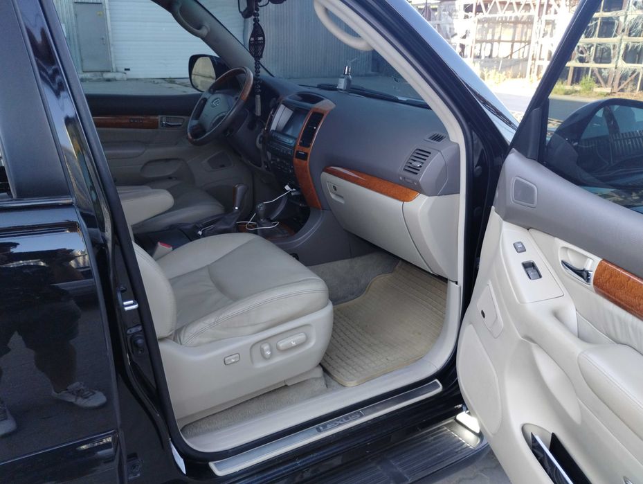 Продам лексус GX 470