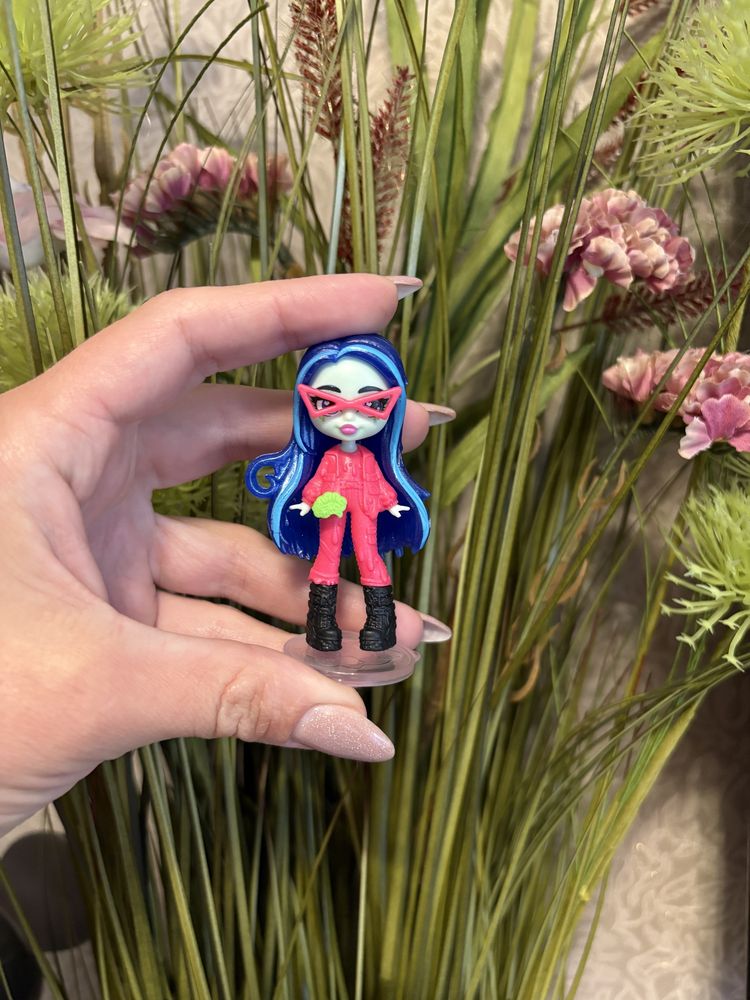 Monster high фігурки