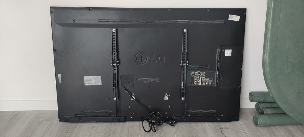 TV LG 47LV375S 119,4 cm (47") COM AVARIA