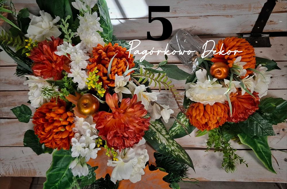 Wiązanki zestawy, stroiki, znicze, wieńce, chryzantemy.