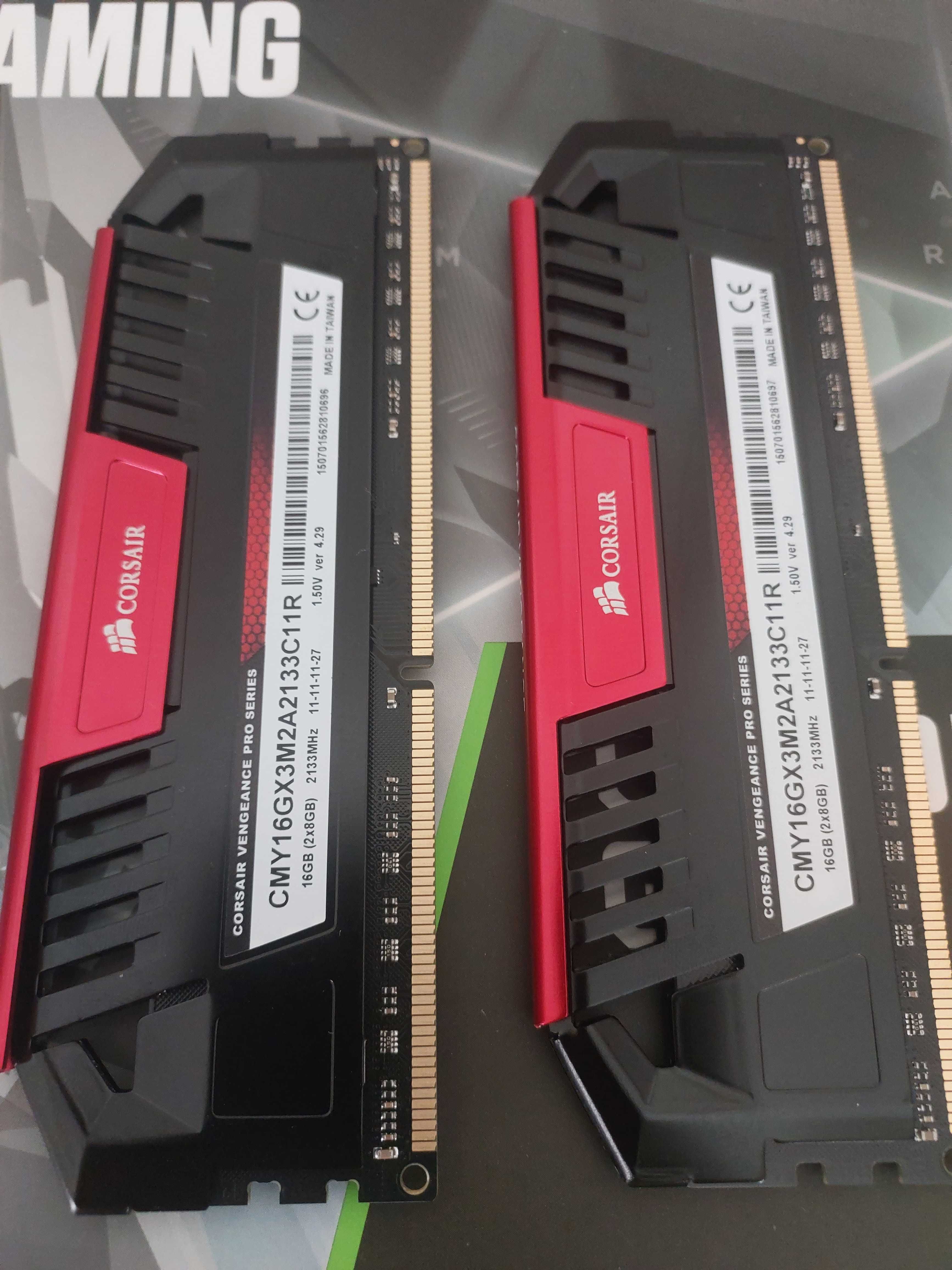 Kit Memórias Corsair VENGEANCE Pro 2x8GB DDR3 OC 2133MHz PC3-17000