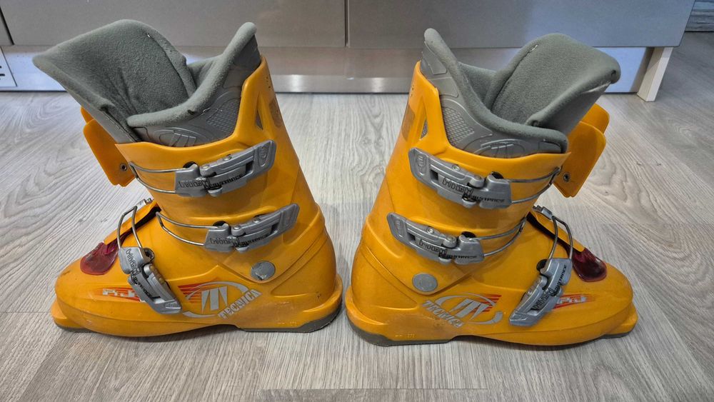 Narty z butami 120cm Rossignol + buty 23cm Tecnica dla dziecka