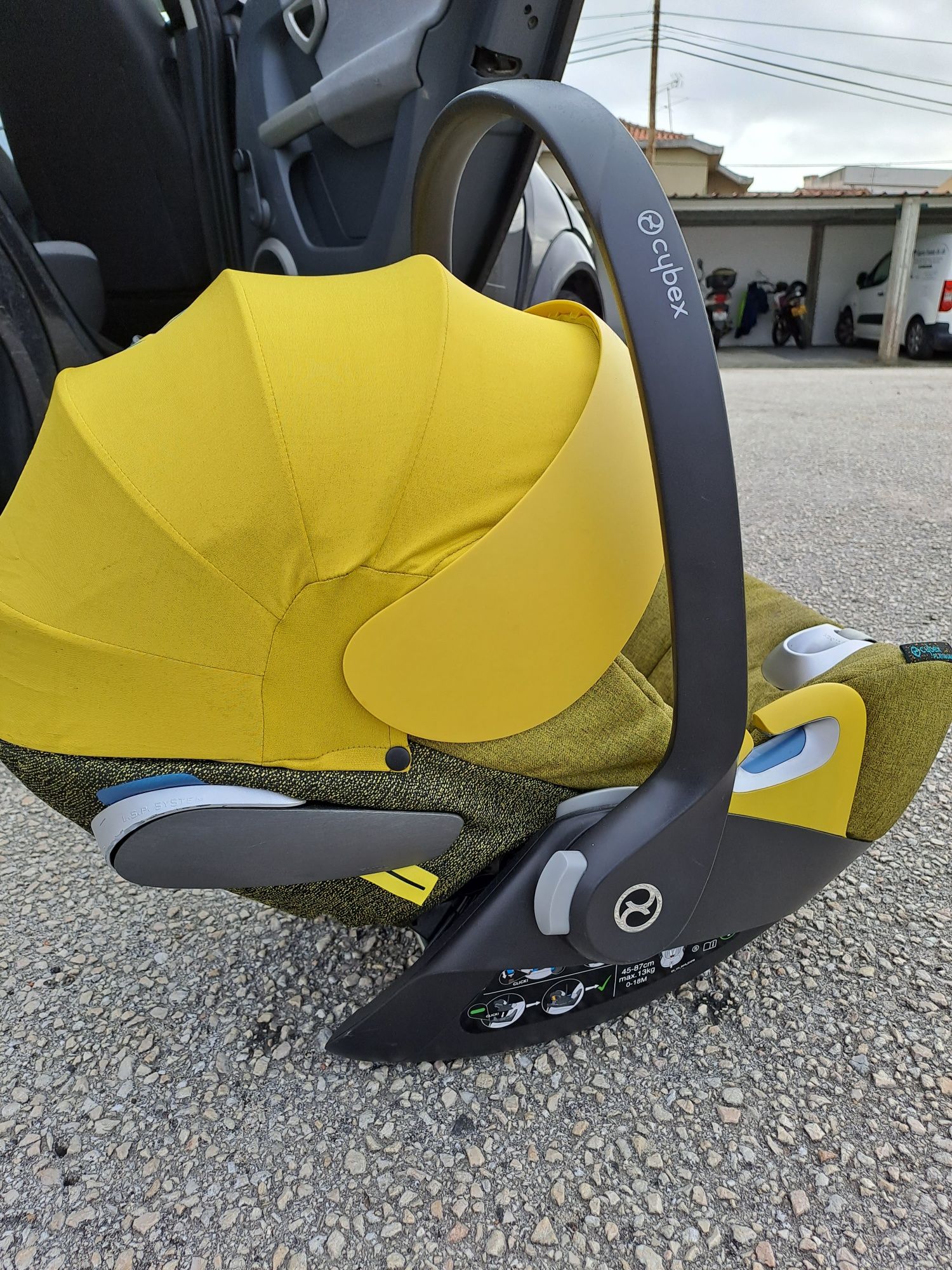 Ovo babycoque Cybex i-size Cloud Z plus mostarda