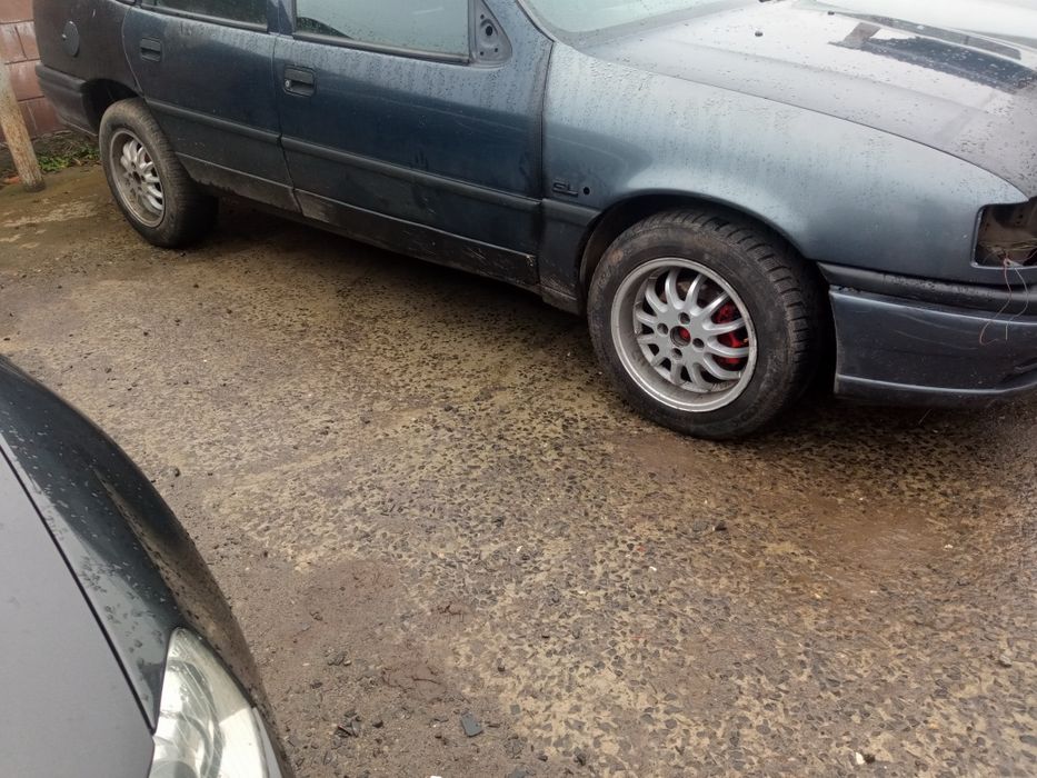 Титани R15 4x100 з резиною