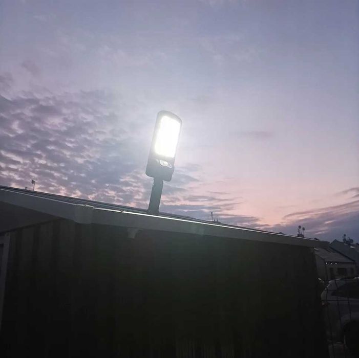 Lampa solarna uliczna z czujnikiem zmierzchu ruchu led cob 300w