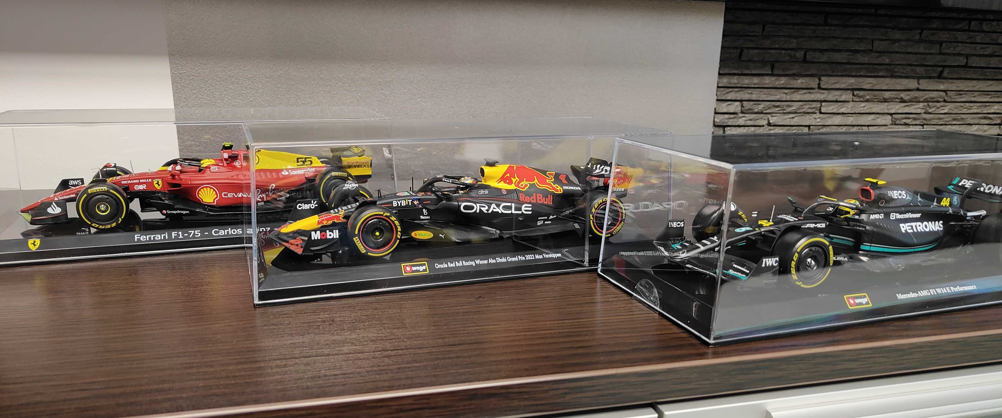 Model Bburago bolid F1 Red Bull Racing Max Verstappen skala 1:24 NOWY