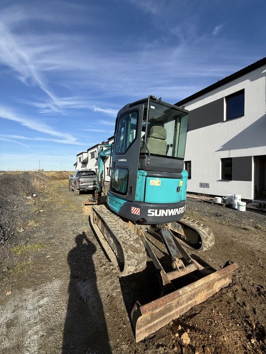 Minikoparka Sunward SWE40UB