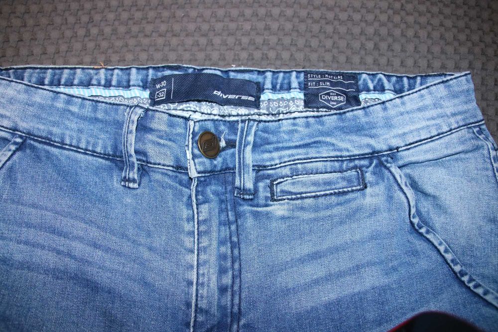 Spodnie jeansowe, DIVERSE ,  męskie,  rozm. W 30/ L-32