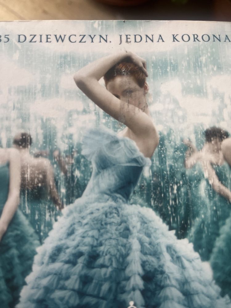 książki ,,Rywalki” i ,,Elita’’ Kiera Cass