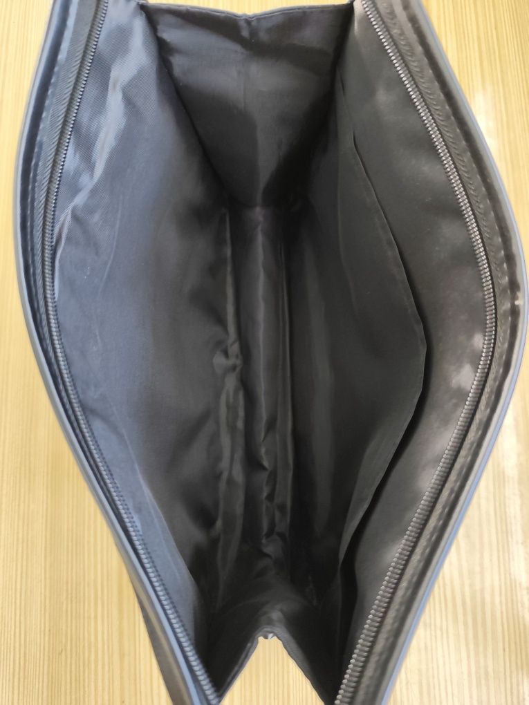 Bolsa Unisexo Com Fechos