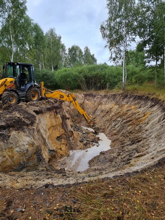 Послуги: гідромолота,  екскаватора-навантажувача та камазів