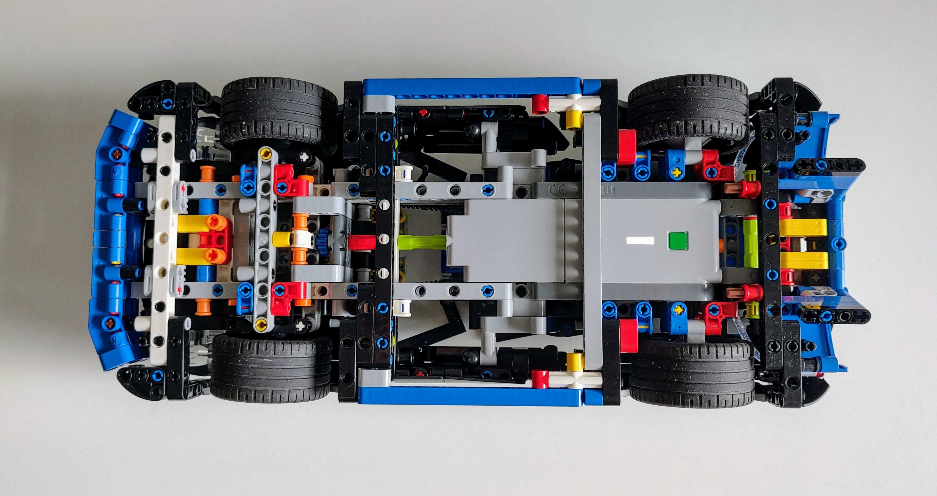 Lego Technic 42176 Porsche GT4 e-Performance (100%)