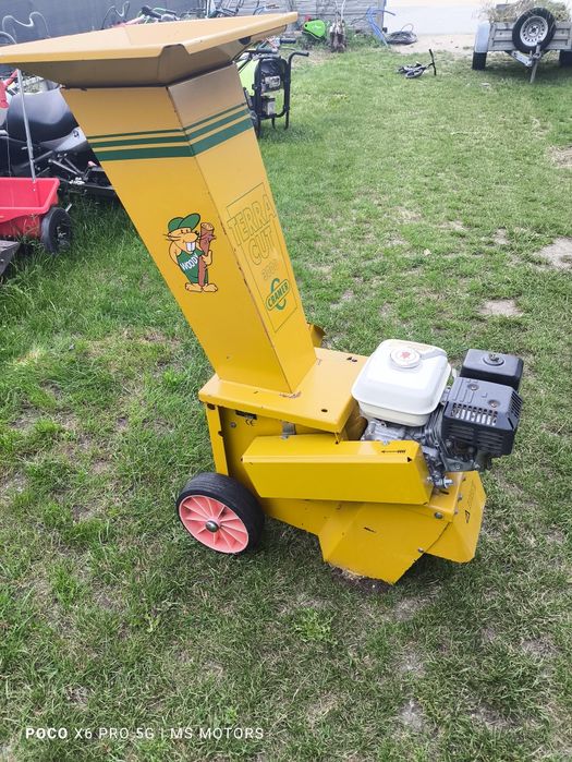 Rozdrabniacz rębak do gałezi słomy kory cramer Terra cut 3000