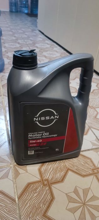 Оригінальне масло Nissan 5w-40 4літра