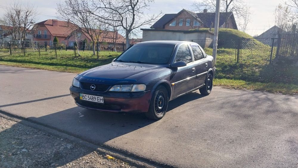 Опель Вектра В .