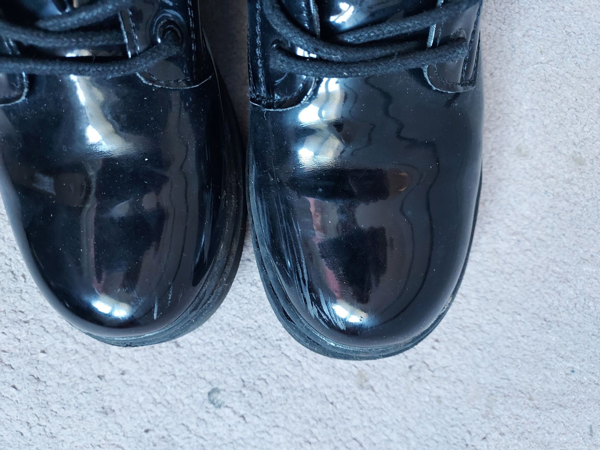 Botki buty dziewczęce lakierowane