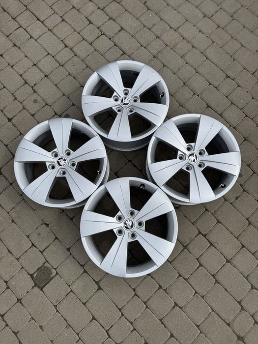 Диски Skods r 17 оригінал диски R17 Skoda oktavia 5/112 et41
