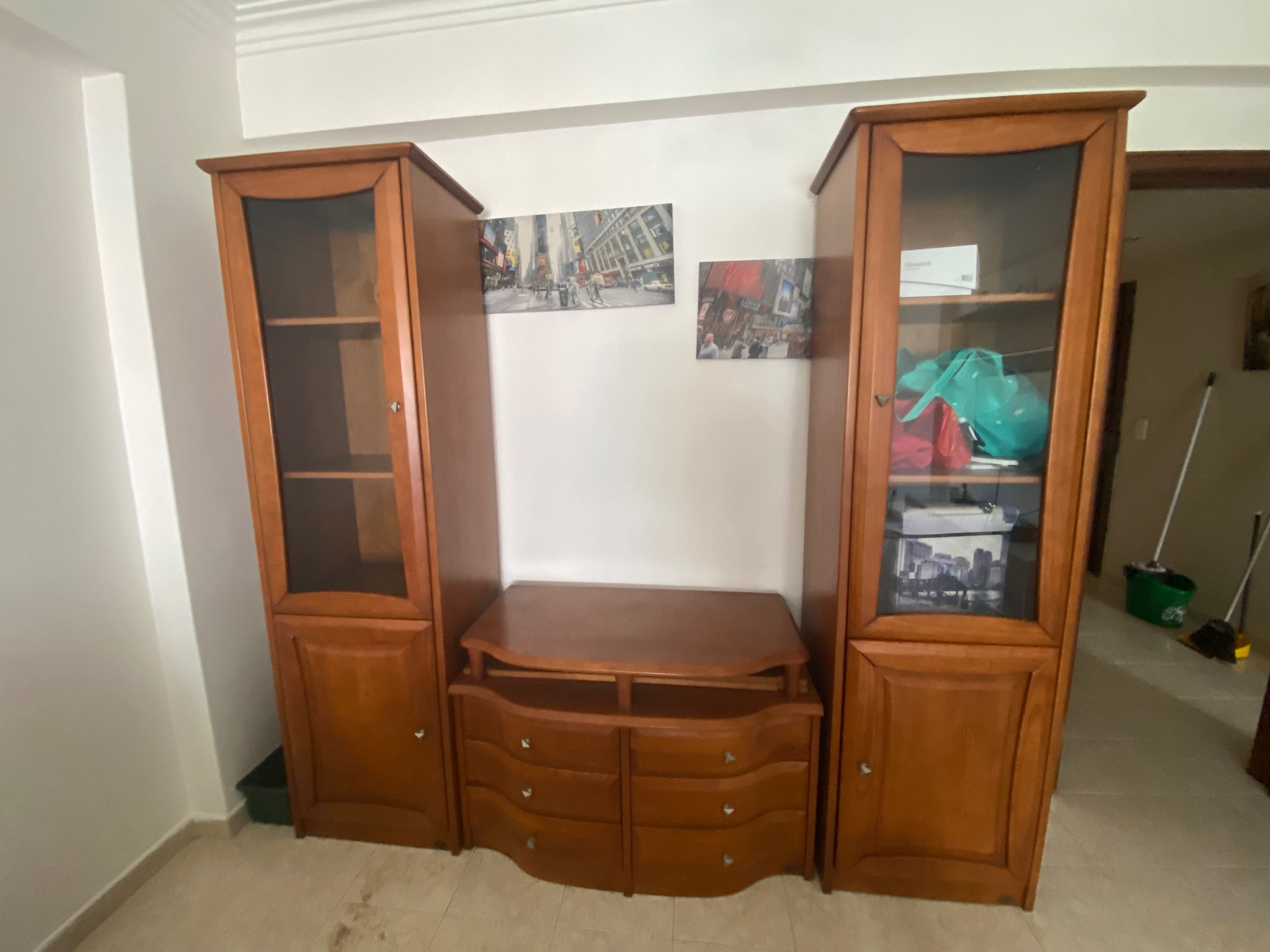 Moveis de sala com mesa de jantar