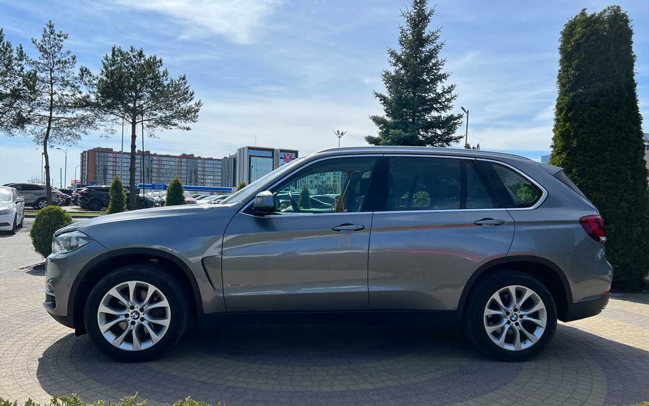 BMW X5 2017 року