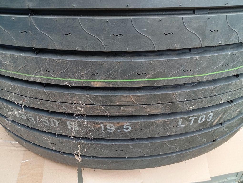 KUMHO 435/50 R 19.5