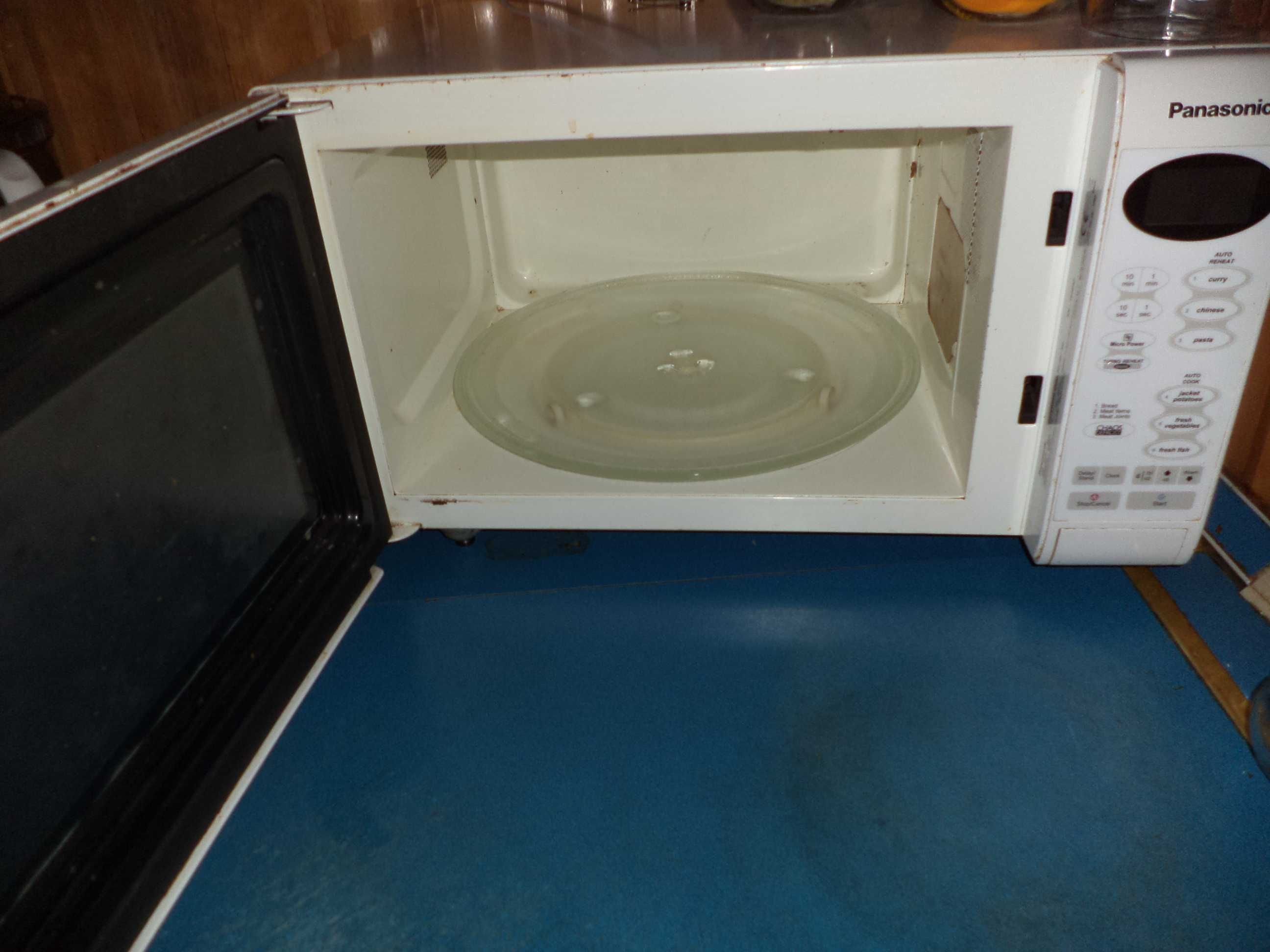 Mikrofalówka mikrofala panasonic super stan duża polecam