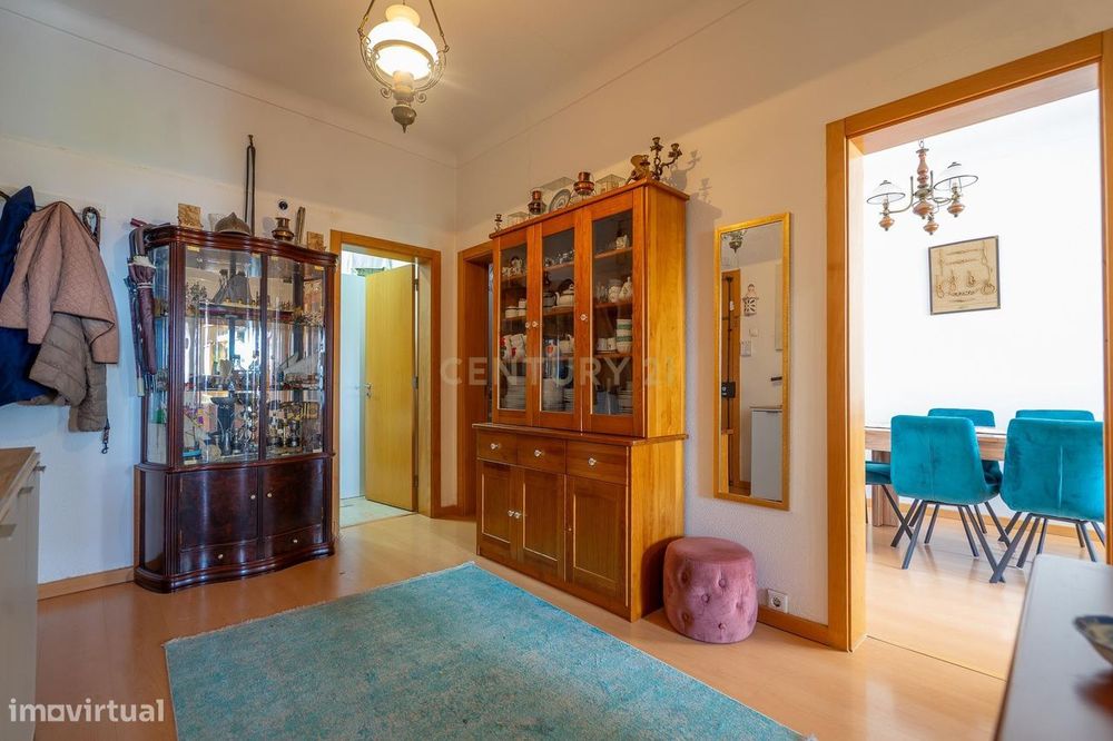 Apartamento T2+1 na Zona Histórica de Coimbra | Potencial de Rendiment