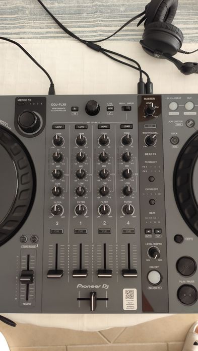Controladora Pioneer DDJ-FLX6-GT