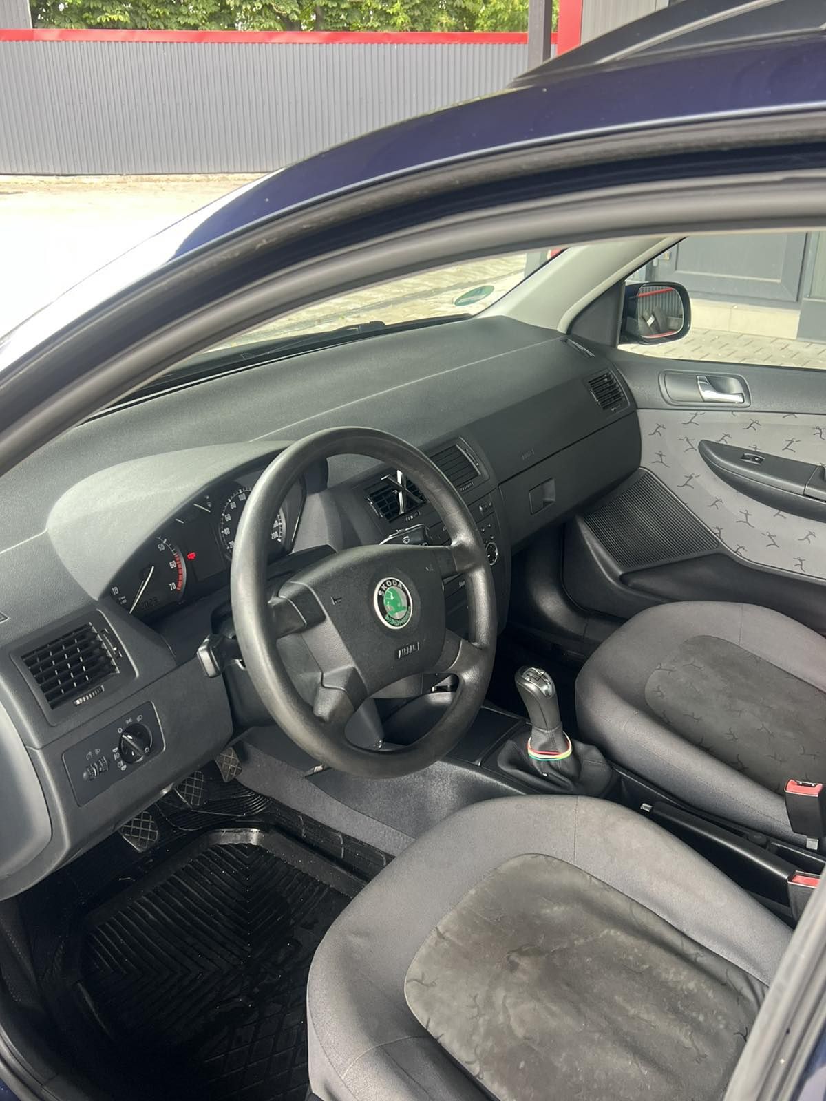 Продам Skoda Fabia 1,4