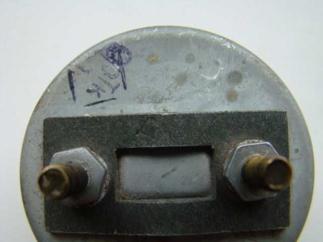 Автомобильный указатель датчик давления масла УК 28 из СССР.