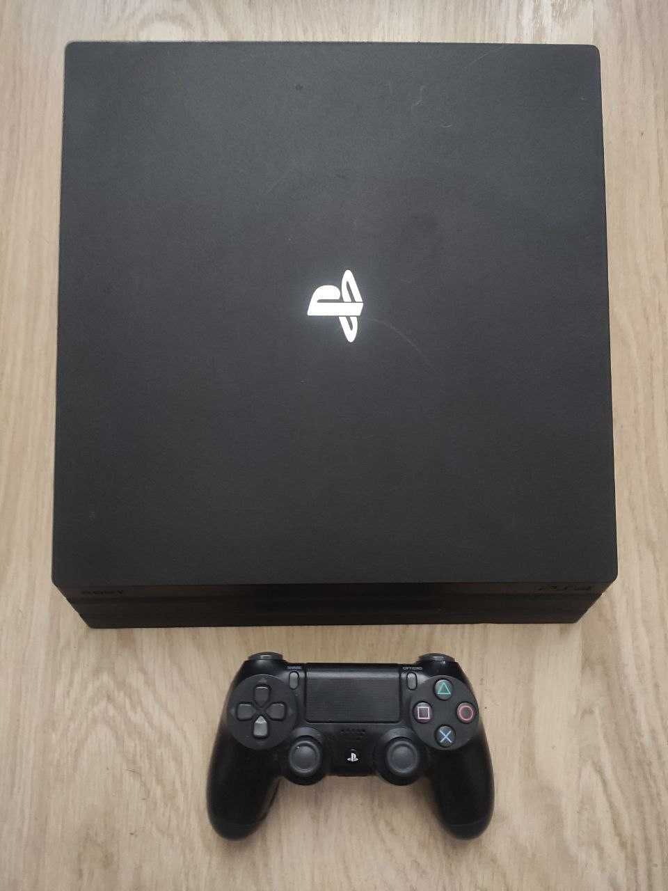 Sony PlayStation 4 (PS4 PRO) PRO 1TB z joystickiem