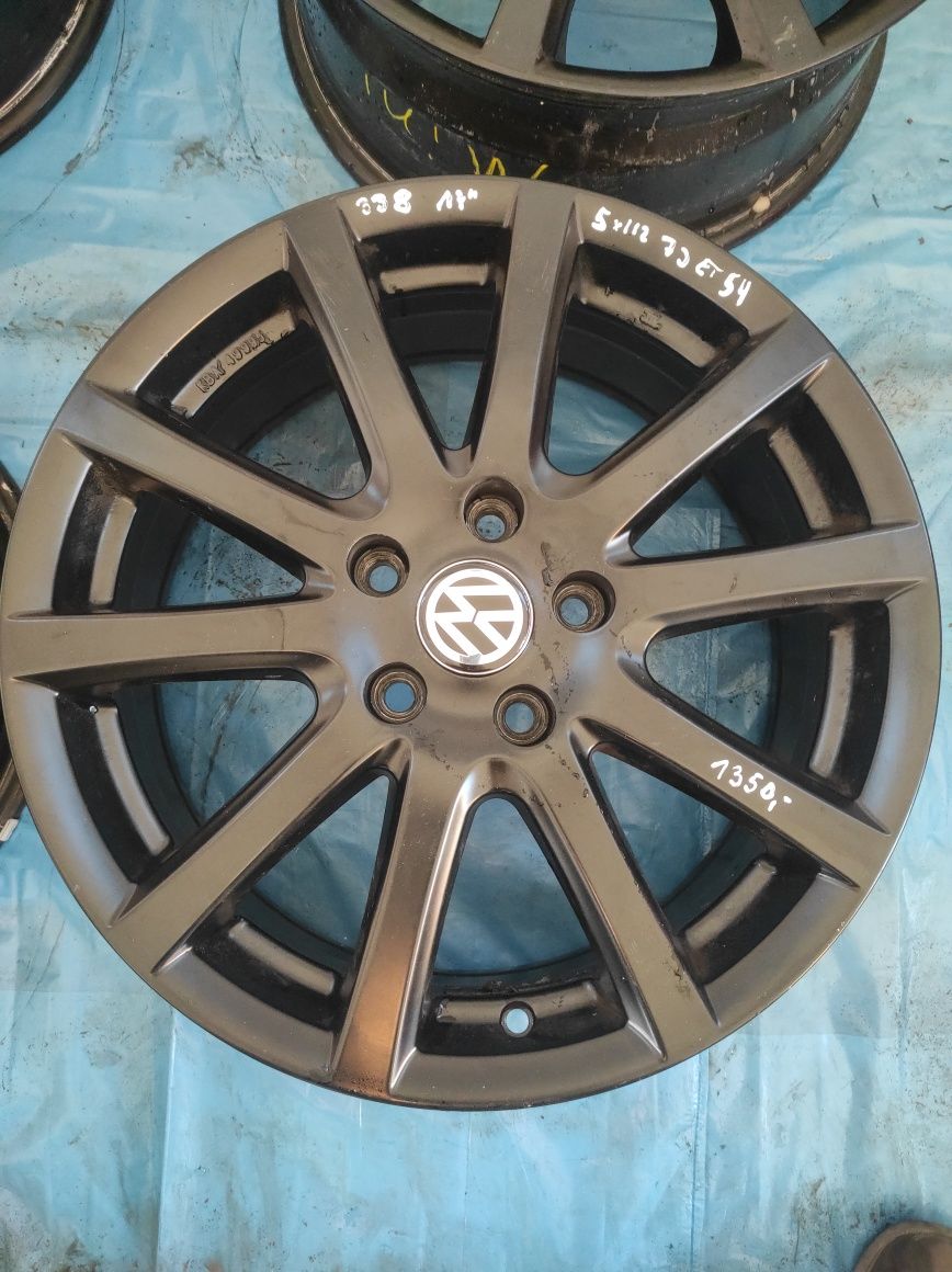 338 Felgi aluminiowe VW Volkswagen R 17 5x112 Czarne Bardzo Ładne