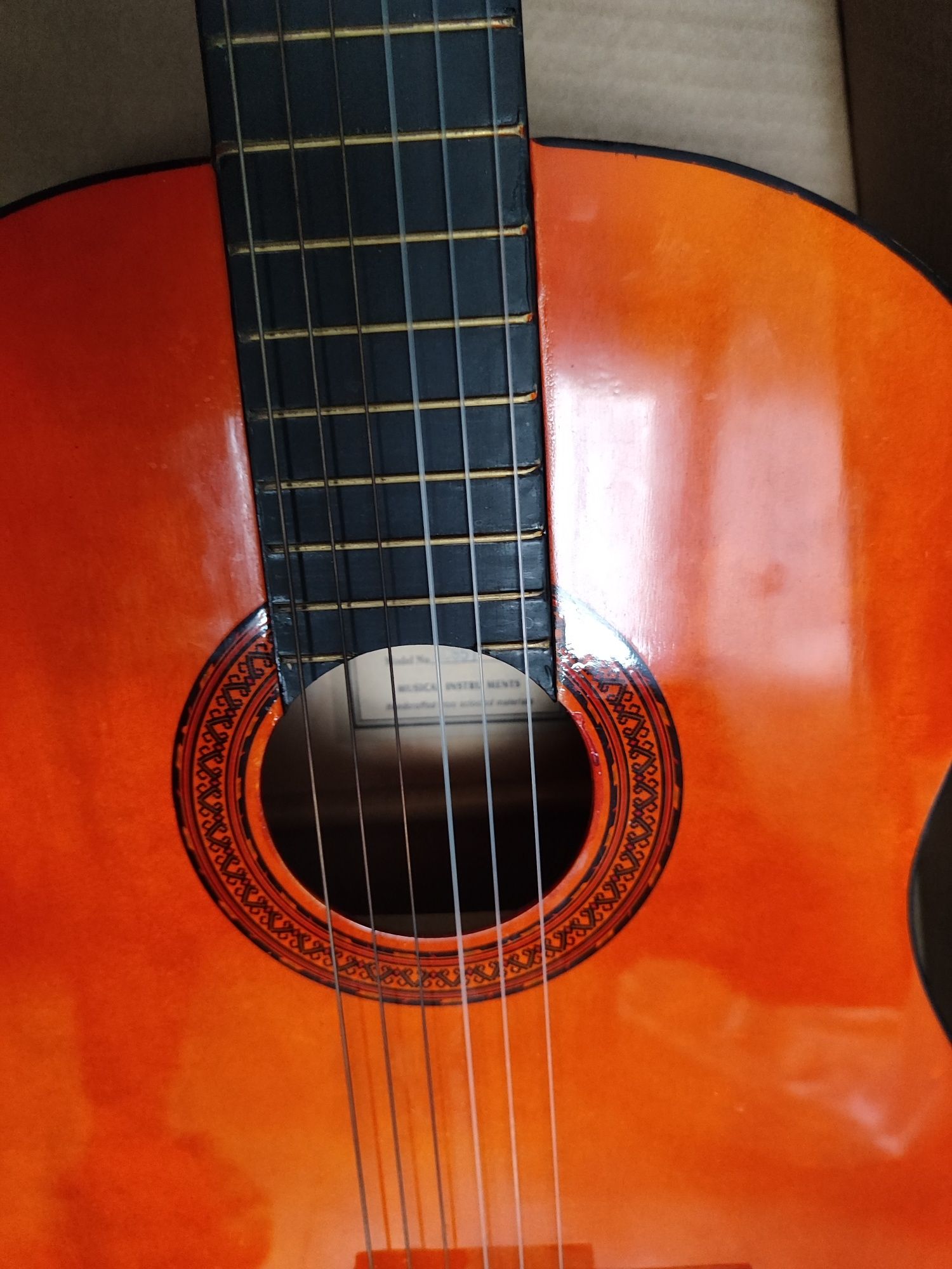 Gitara akustyczna klasyczna