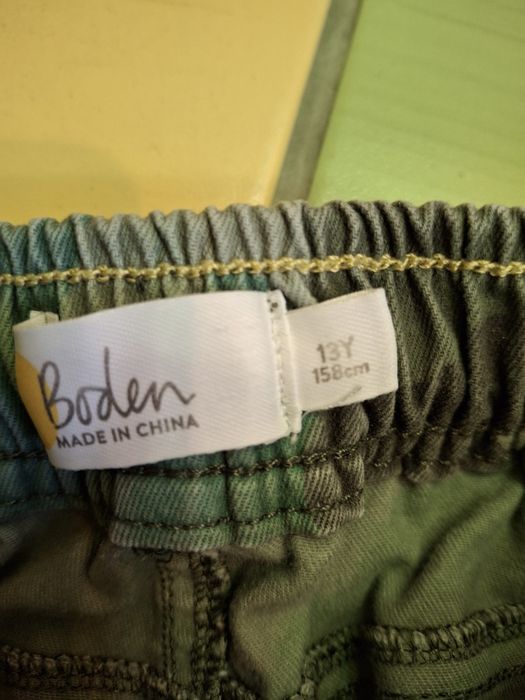 Продам штани на хлопчика