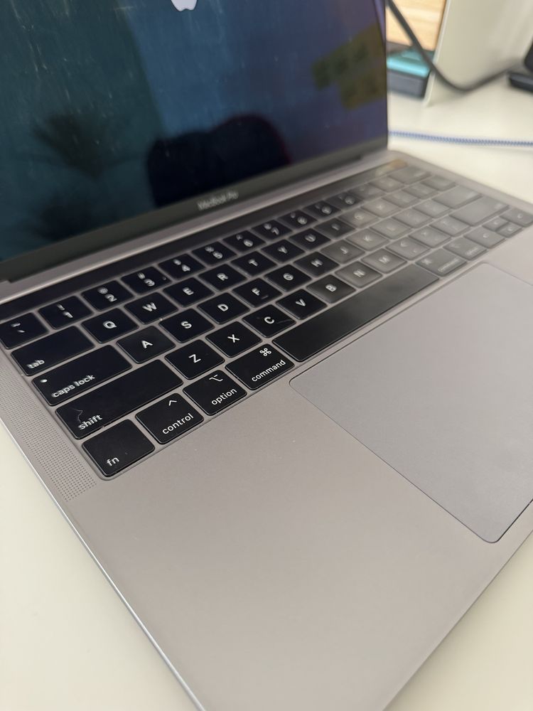 Macbook Pro 16GB 1TB SSD