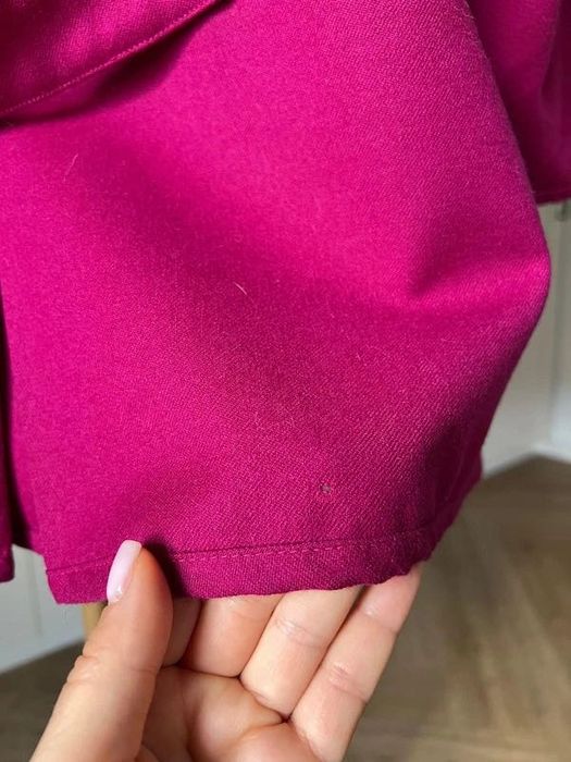 Różowa marynarka narzutka wykonana w 100% z czystej wełny rozmiar 44