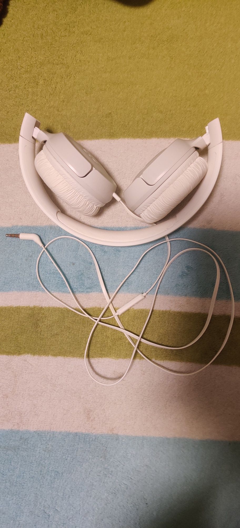 Auscultadores JBL Tune 500  com fio e microfone