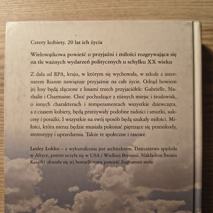 Książka Świat u stóp Lesley Lokko