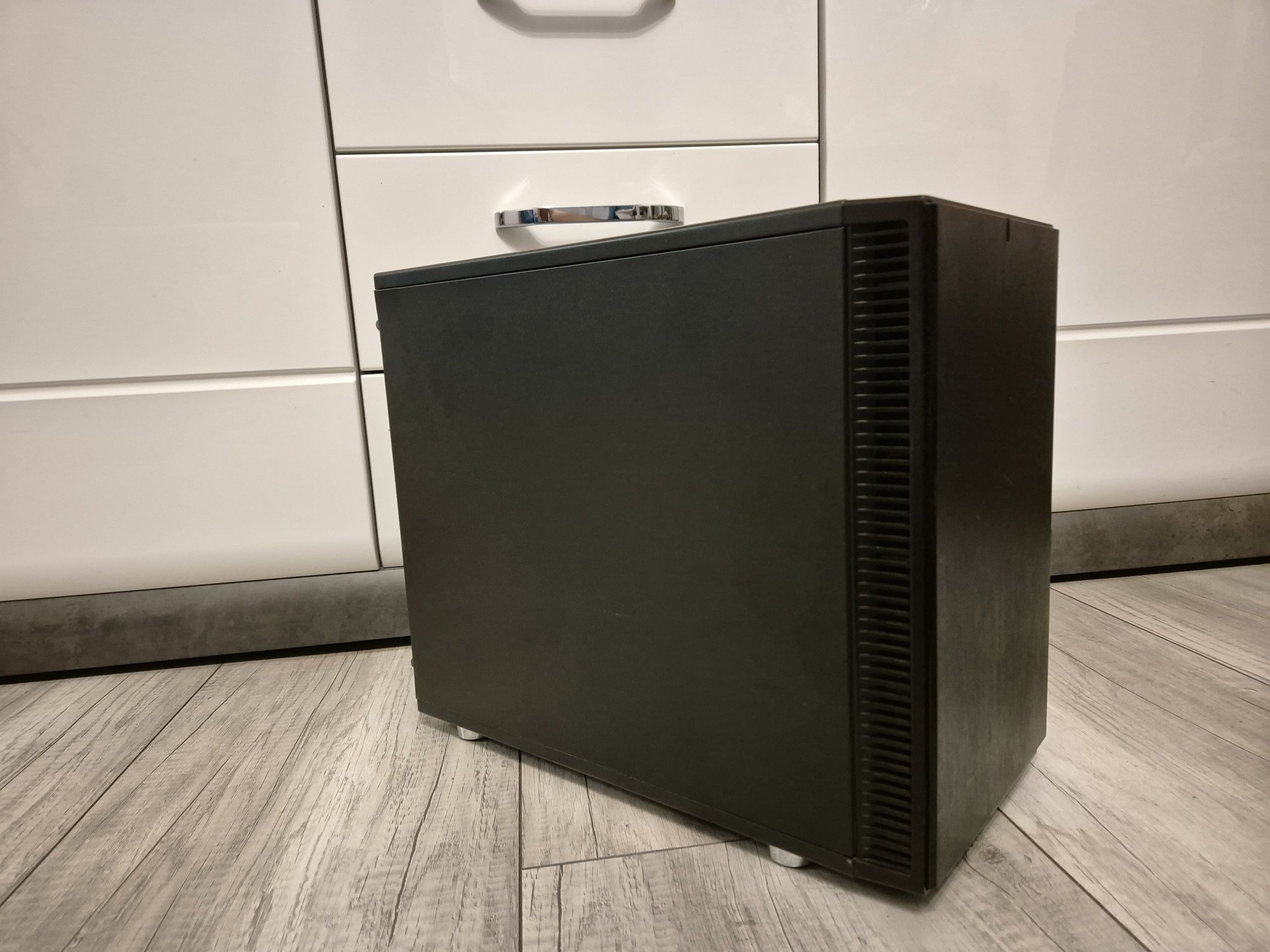 Komputer stacjonarny i5/GTX1060/16GB/SSD