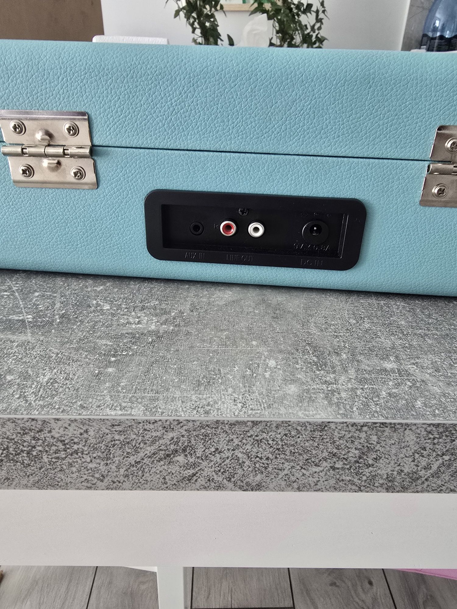 Gramofon przenośny KTS 601